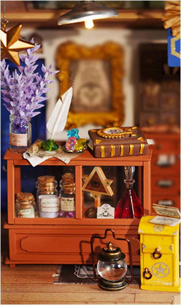 DIY Miniature House Kit: Kiki's Magic Emporium - Saltire Games