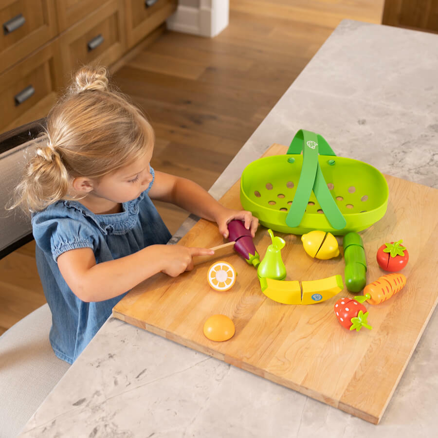 Pretendables Fruit & Veggie Basket Set - Saltire Games