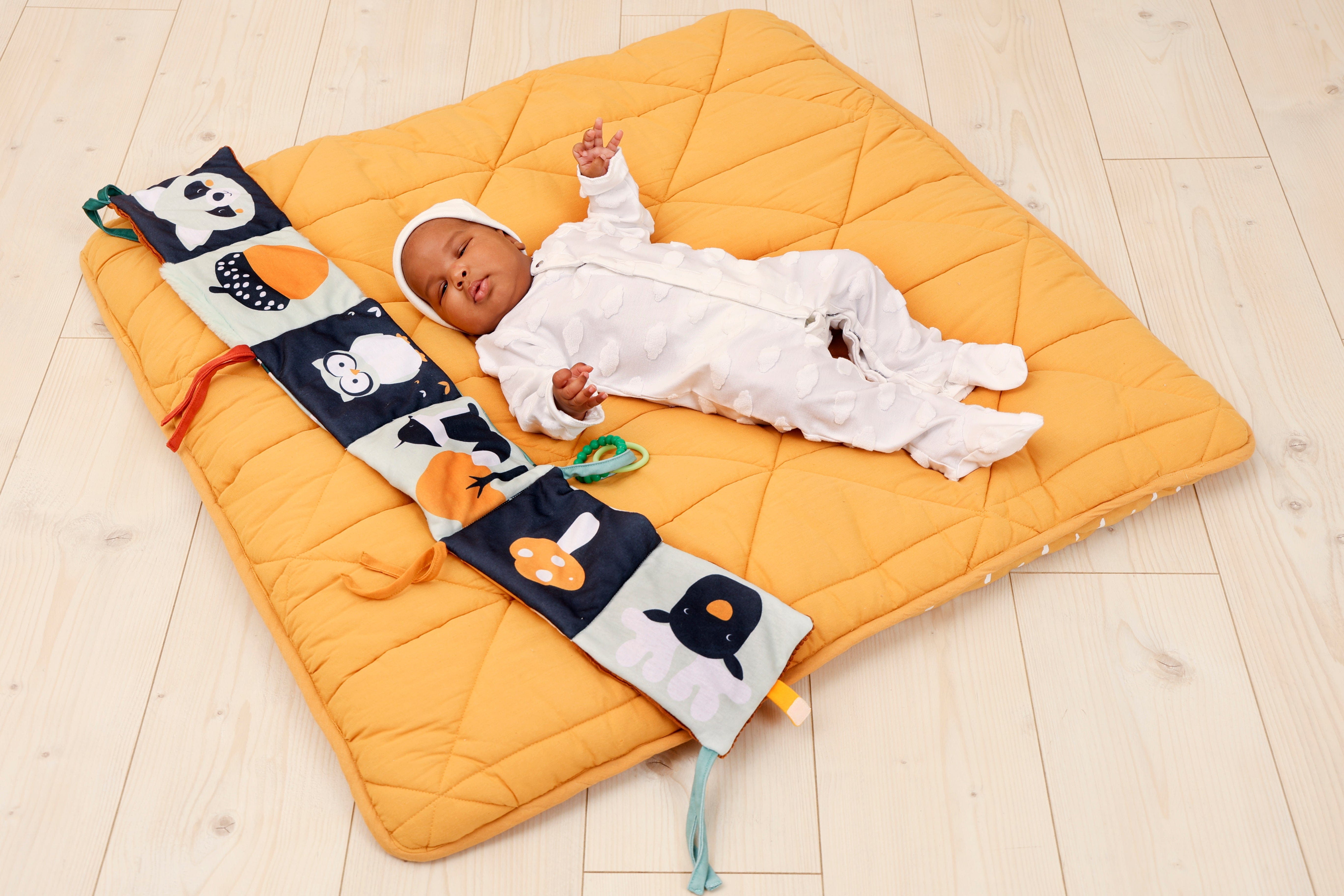 Activity book 2 in 1 - Forest - Saltire Games