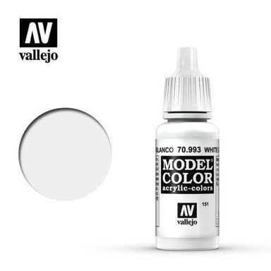 Vallejo Game Wash: Pale Grey (17ml)